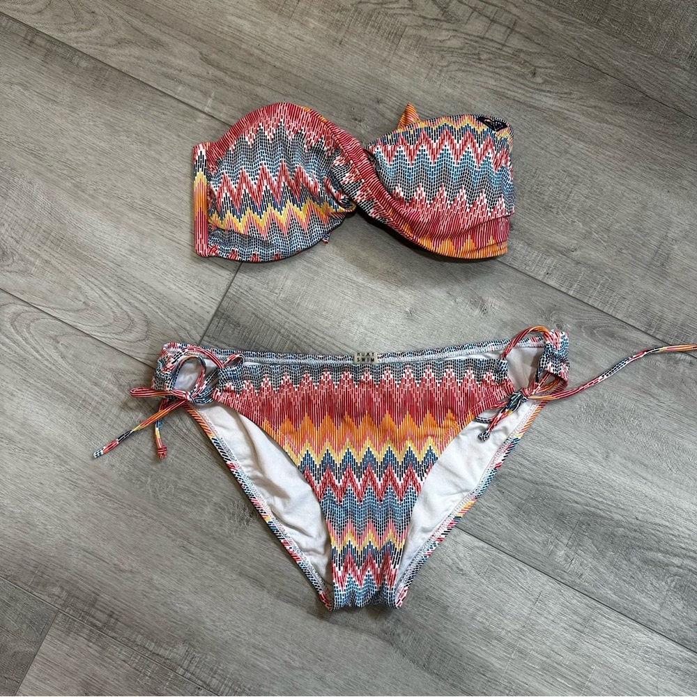 Roxy Bikini Set